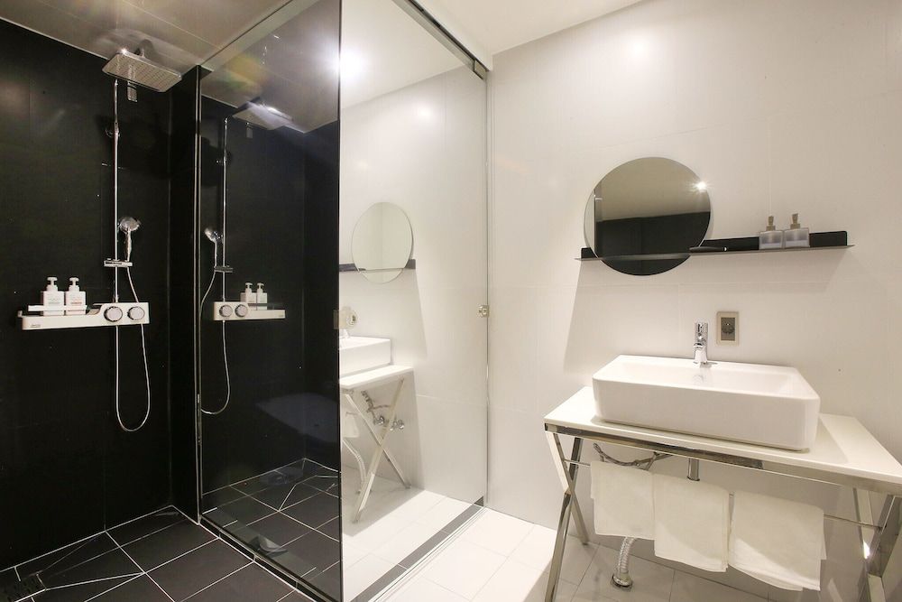 Sillim Podo Room (Deluxe (Netflix Available)) 31