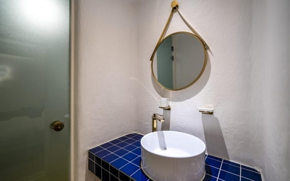 Samsung LaM Room (Standard Room (personal account Netfl) 11