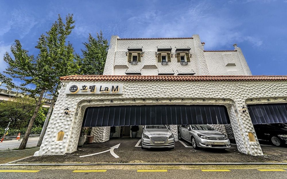 undefined Samsung LaM 9