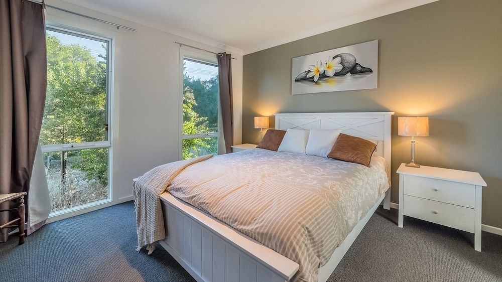 House, 4 Bedrooms