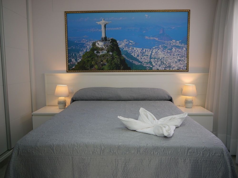 Romantic Double Room, Non Smoking, City View (Cristo Redentor)