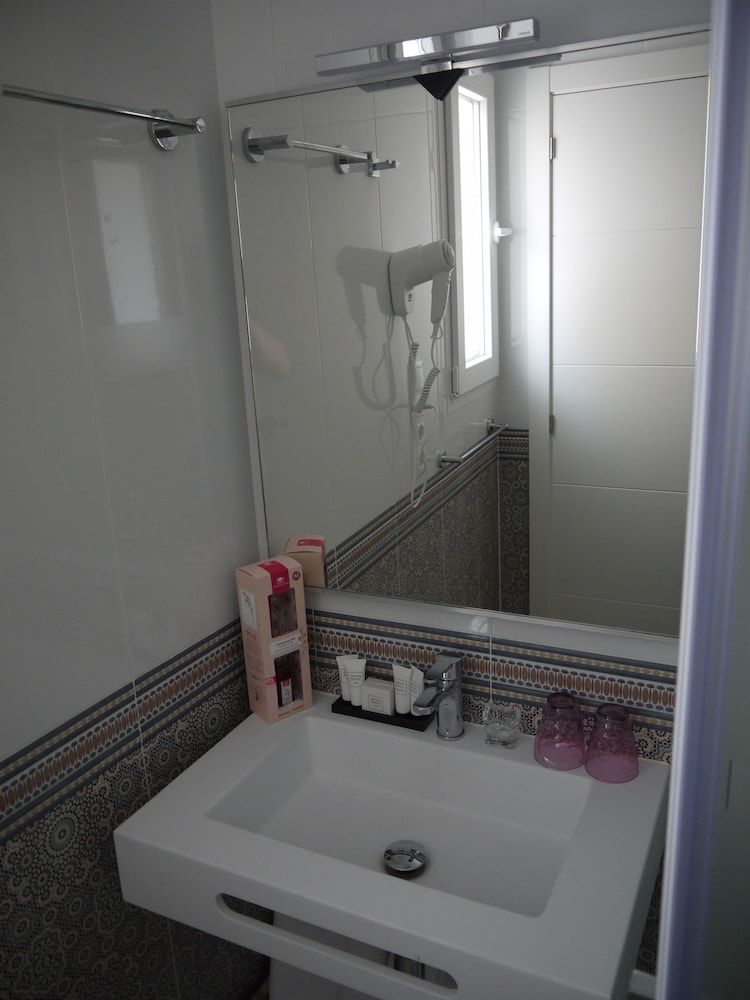 Romantic Double Room, Balcony, City View (Spain (Fortaleza))