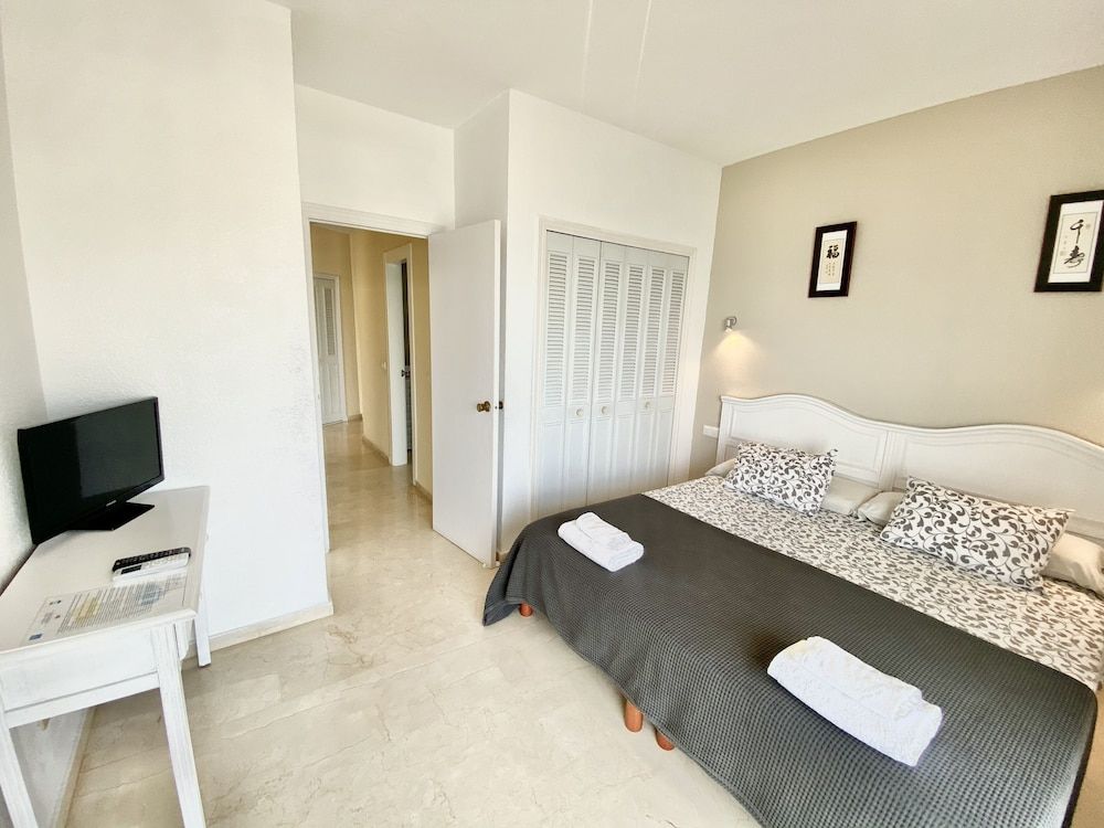 Premium Apartment, Sea View, Beachside