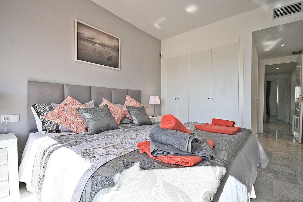Luxury Penthouse, 2 Bedrooms