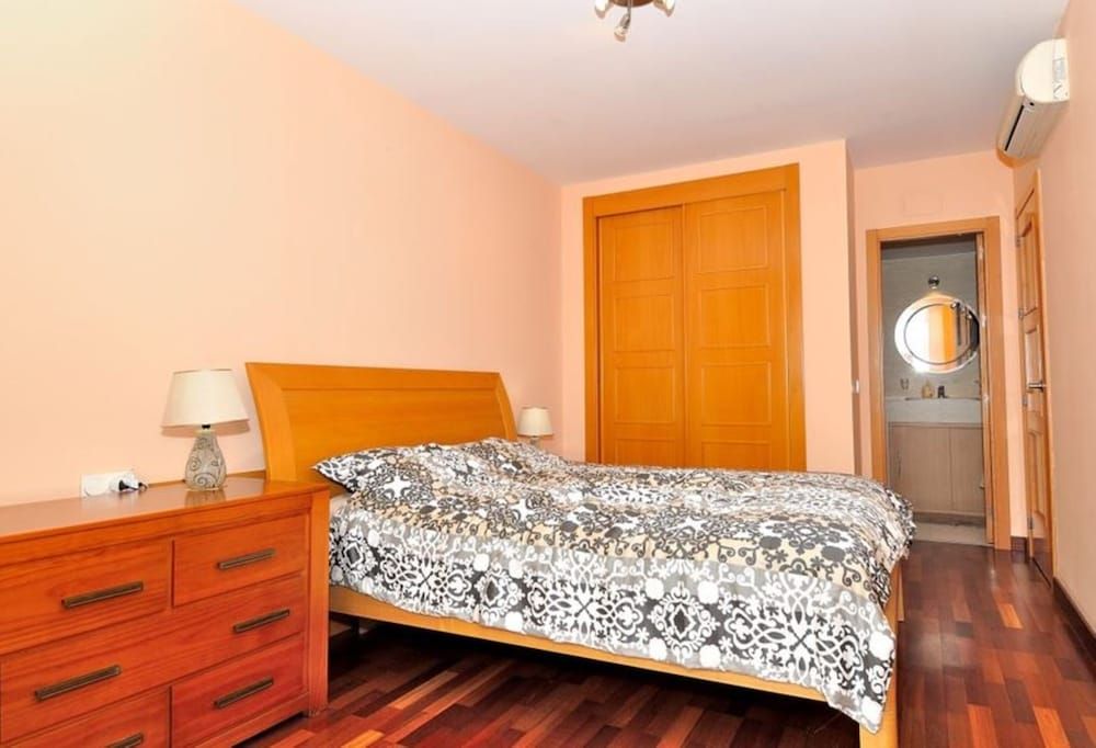 Family Apartment, 2 Bedrooms, Mountain View