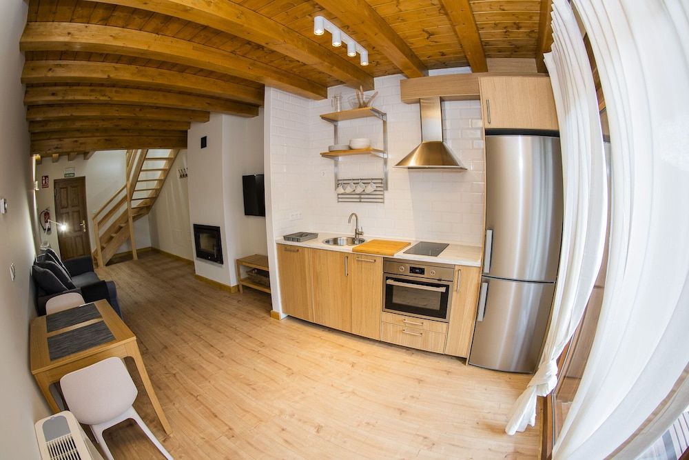 Apartamentos Los Picos de Europa Duplex, Accessible, Private Bathroom 16