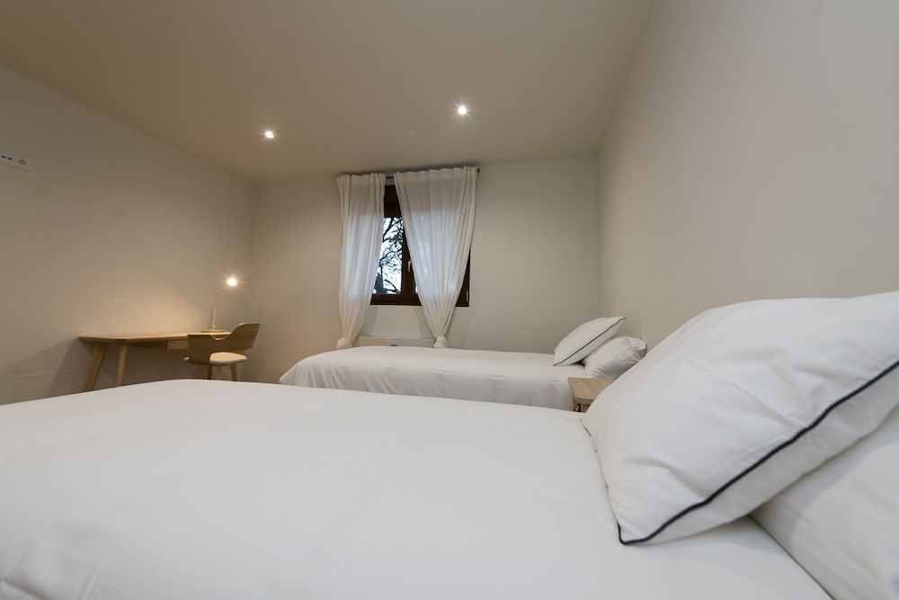 Apartamentos Los Picos de Europa Classic Apartment, Ensuite, Park View (4 personas) 6