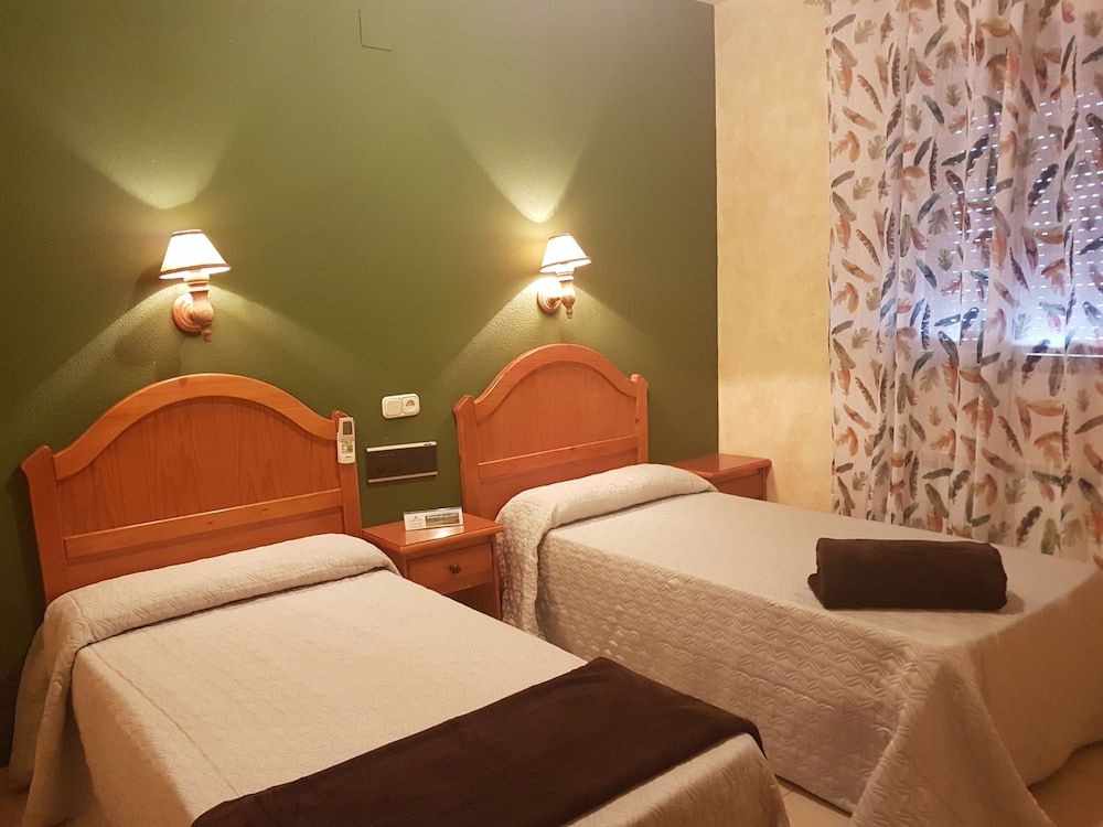Basic Double Room