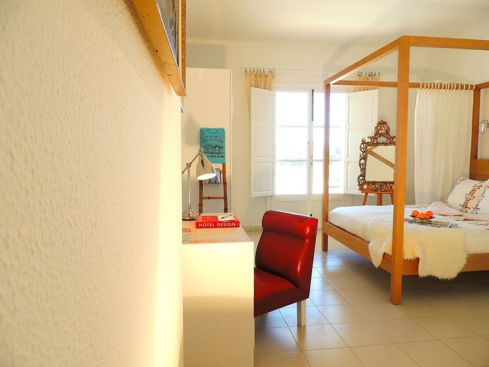 Family Room, Balcony