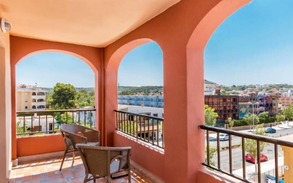 Double Room, Balcony