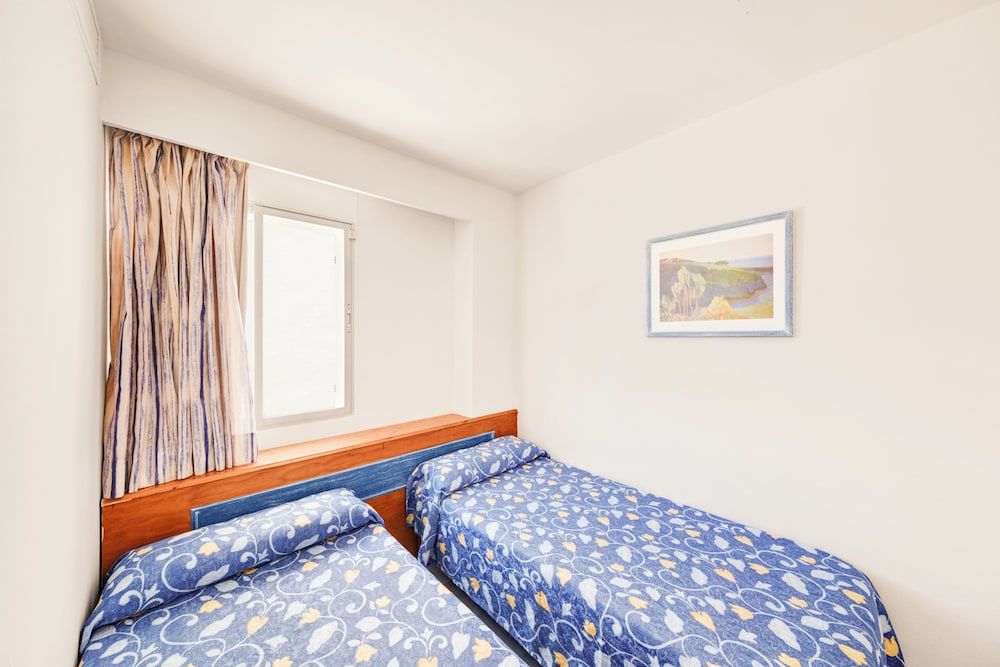 Apartment, 2 Bedrooms, Balcony