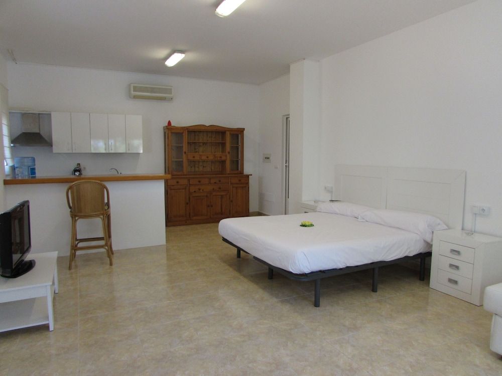 Family Studio Suite