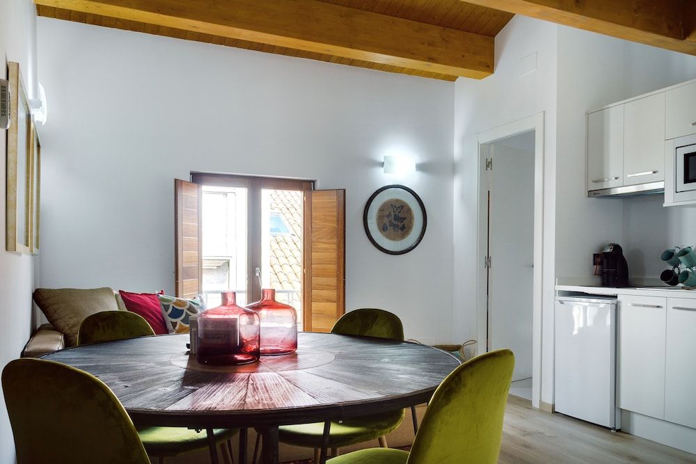 Rúa Travesa Studio 10