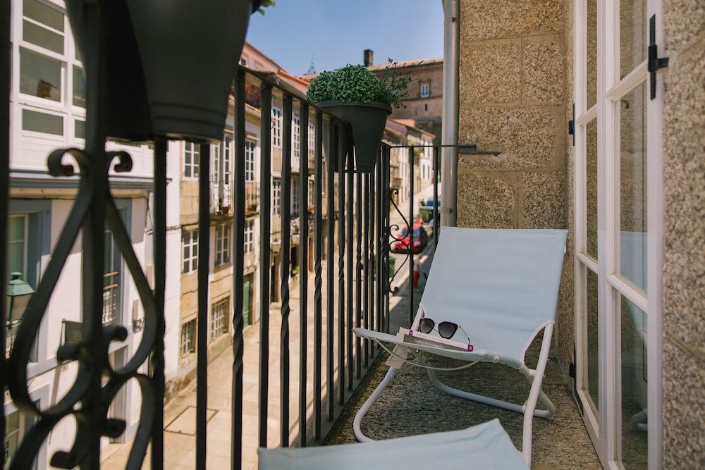 roomPEDRA Apartamentos Turísticos City Apartment, 1 Bedroom, Balcony, Garden View 6