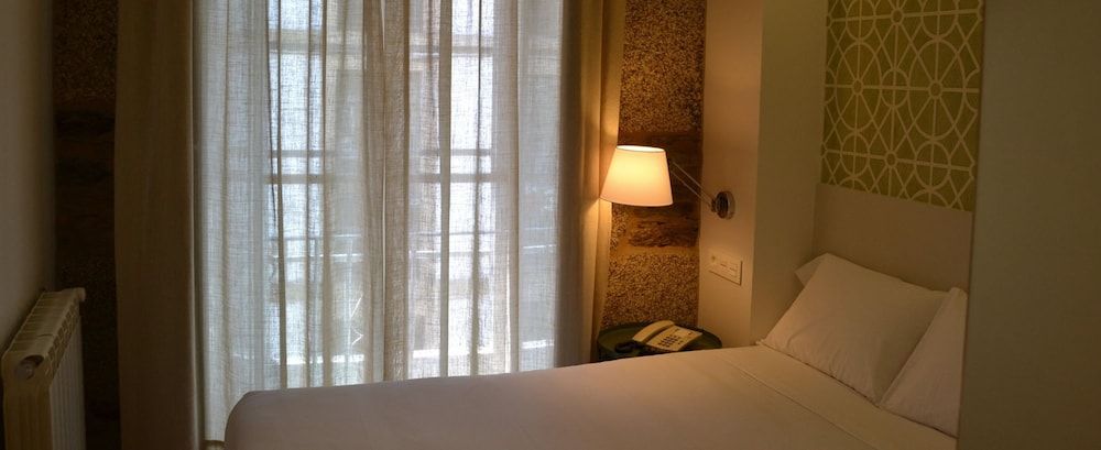 undefined Deniké Hostal Grupo Atalaia 6