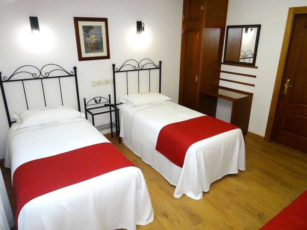 Pension Last 12K Twin Room, City View 2