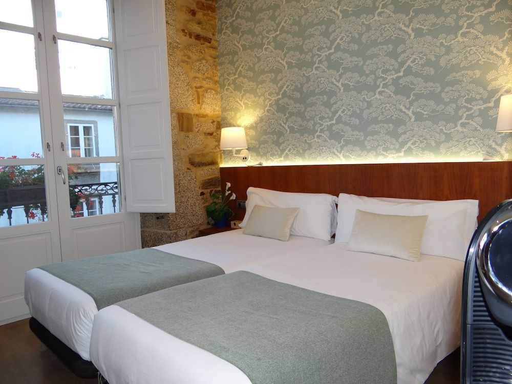 undefined Pensión O Códice 10