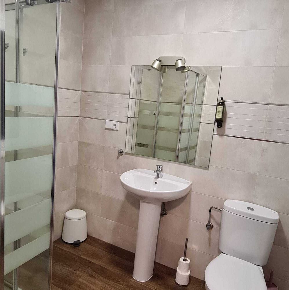 Casa Douro Individual Room private bathroom 5