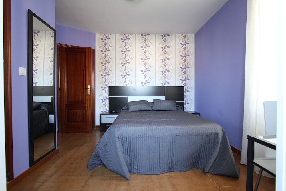 PR Plaza de Galicia Double Room, Balcony, City View 7