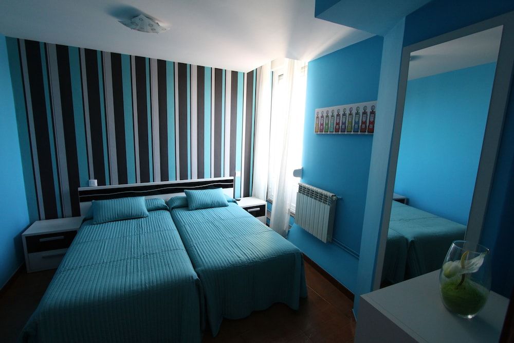 undefined PR Plaza de Galicia 10