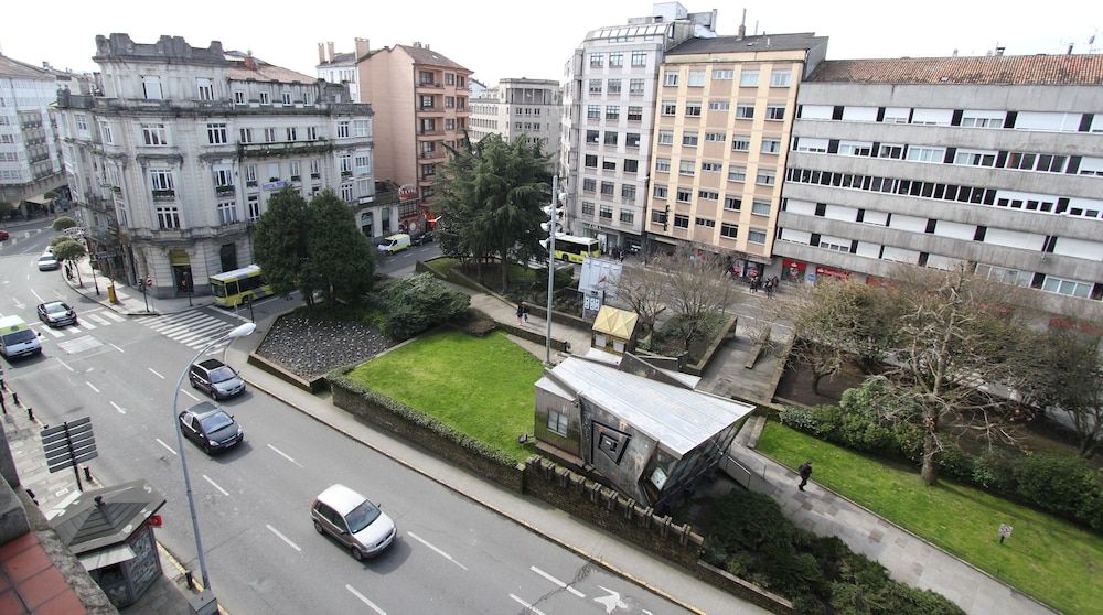 undefined PR Plaza de Galicia 6