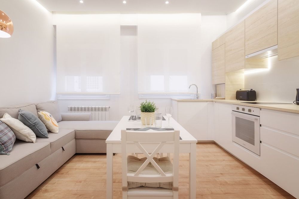 Apto Reformado con encanto by URBANHOSTS Apartment, 2 Bedrooms 8