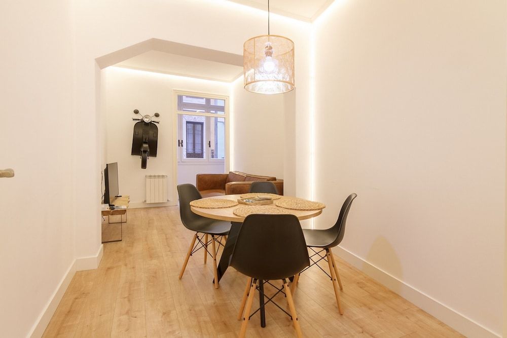 undefined Urban Apartament Bilbao la Vieja By Urban Hosts 8