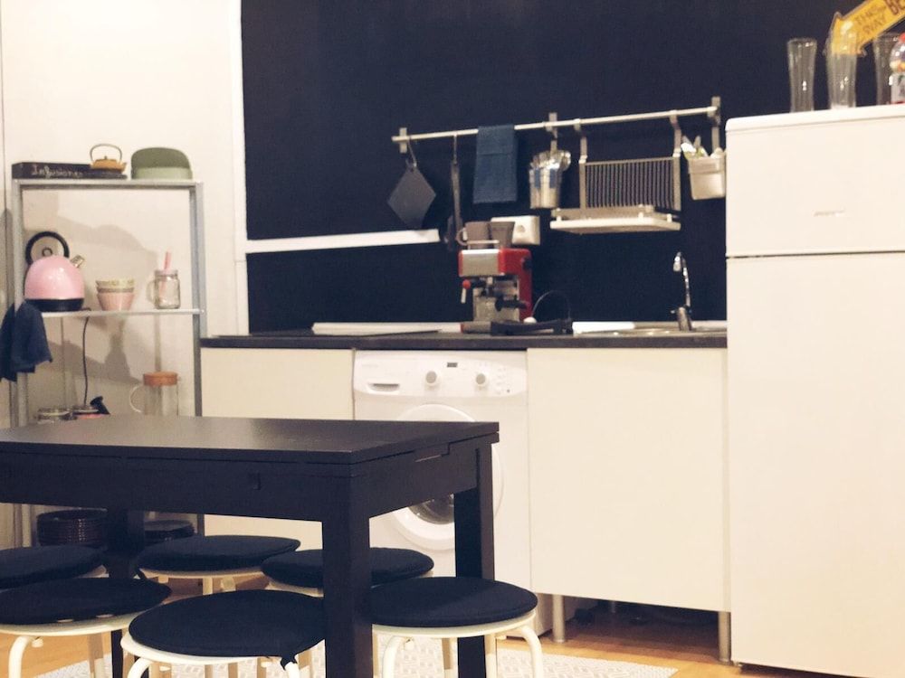 undefined Pretty Guggenheim esencia Bilbao by Urban Hosts 8