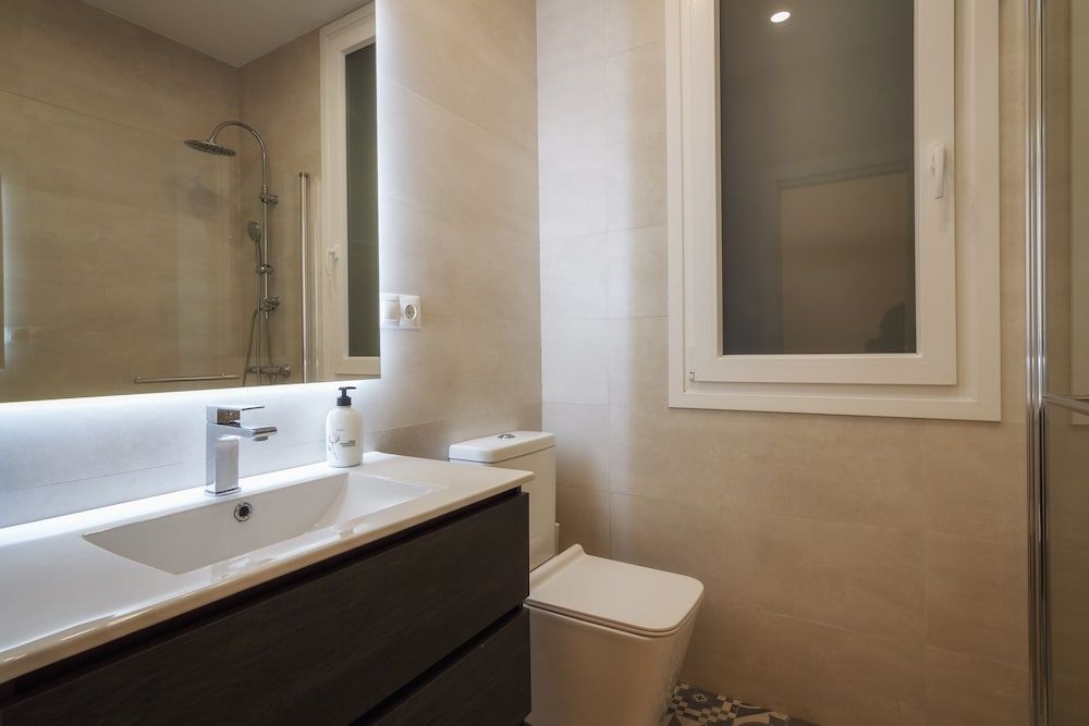 Glamour Guggenheim pinchos by URBANHOSTS Apartment, 2 Bedrooms 13