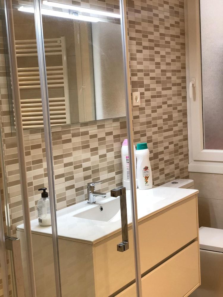 Respira Guggenheim&Cultura by Urban Hosts Deluxe Apartment, 3 Bedrooms 15