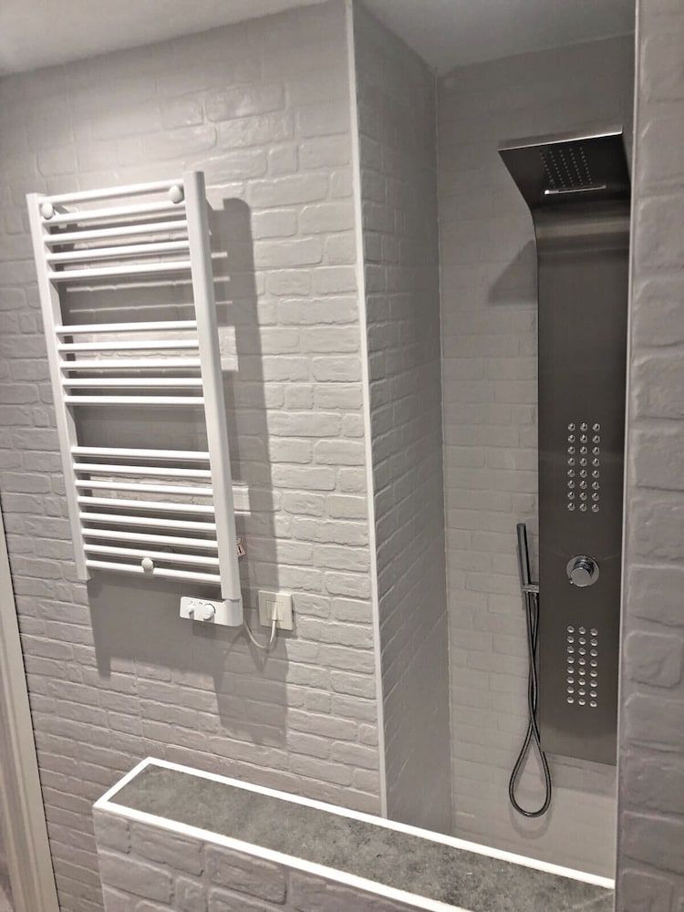 undefined Lersundi Guggenheim by Urban Hosts 8