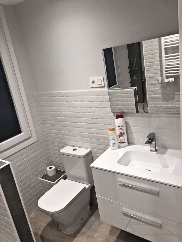 undefined Lersundi Guggenheim by Urban Hosts 7