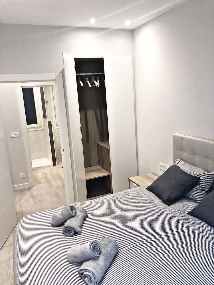 undefined Lersundi Guggenheim by Urban Hosts 4