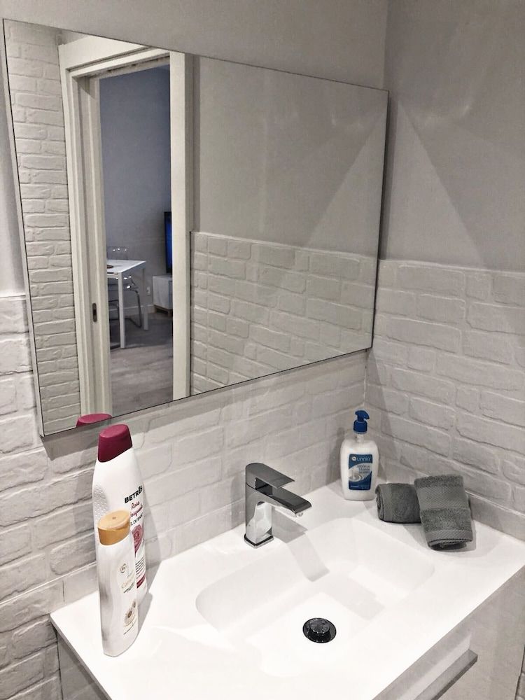 undefined Lersundi Guggenheim by Urban Hosts 9