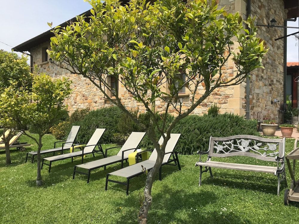 undefined Hotel Artetxe 3