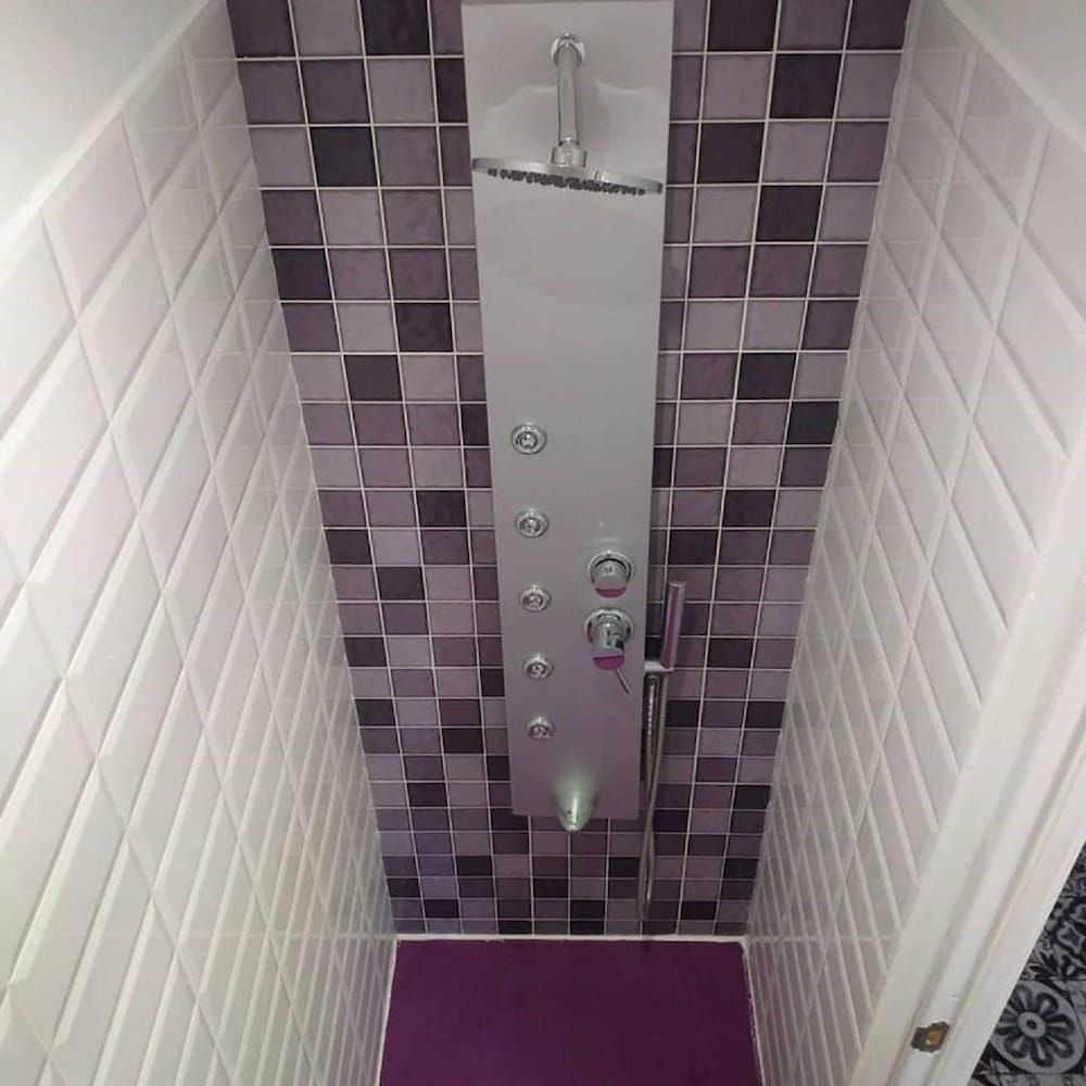 Twin Room, Shared Bathroom