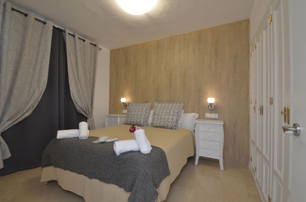 House, 1 Bedroom