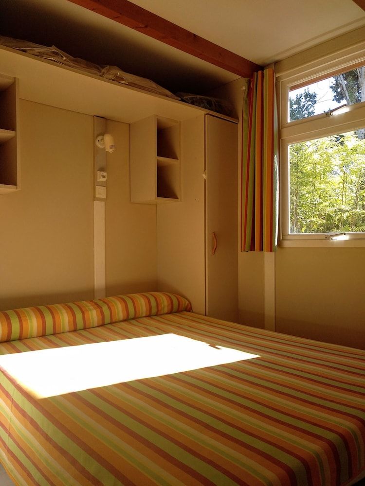Bungalow, 2 Bedrooms (6 pax)