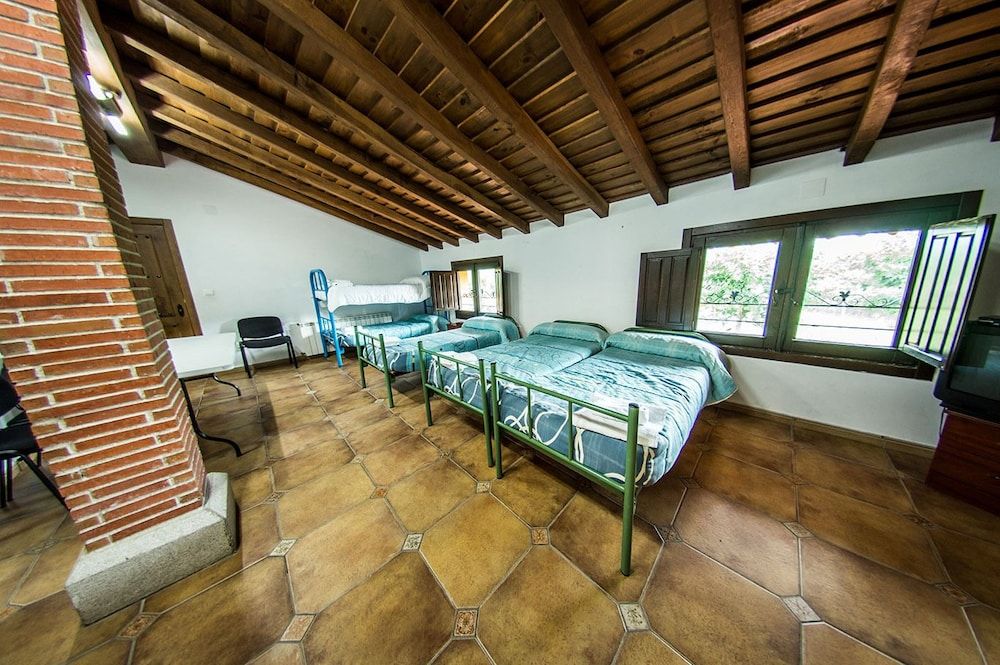 Standard Room (H2)
