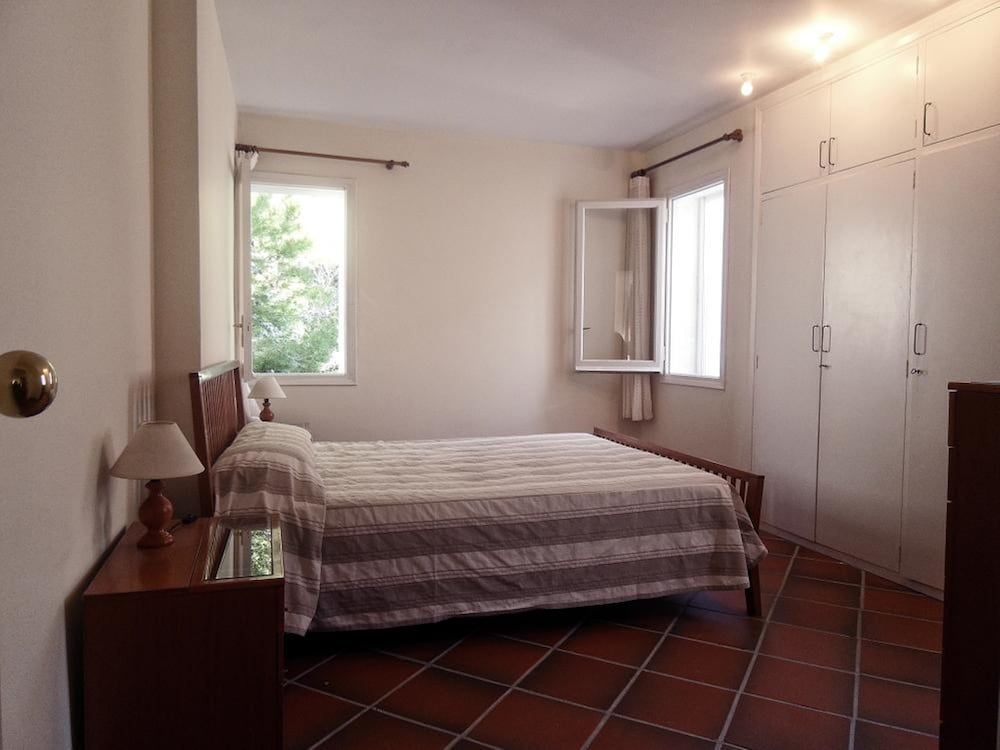 Apartment, 2 Bedrooms, Balcony, Beach View