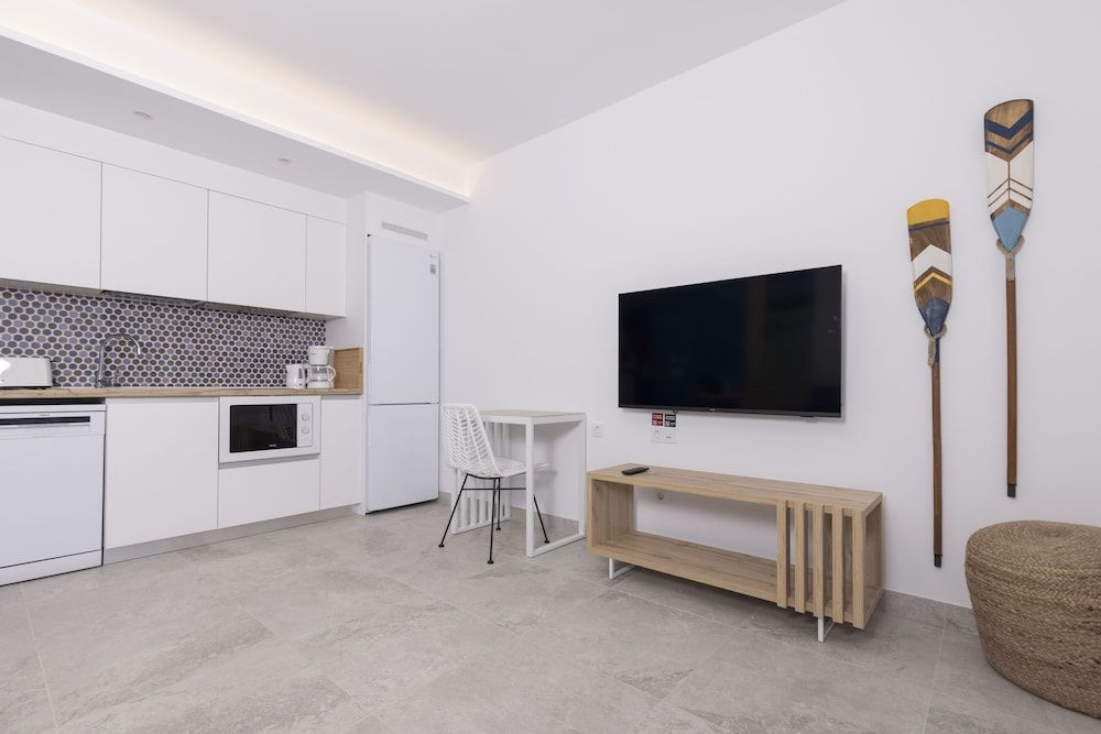 One Bedroom Superior Apartment (2adult+2children)