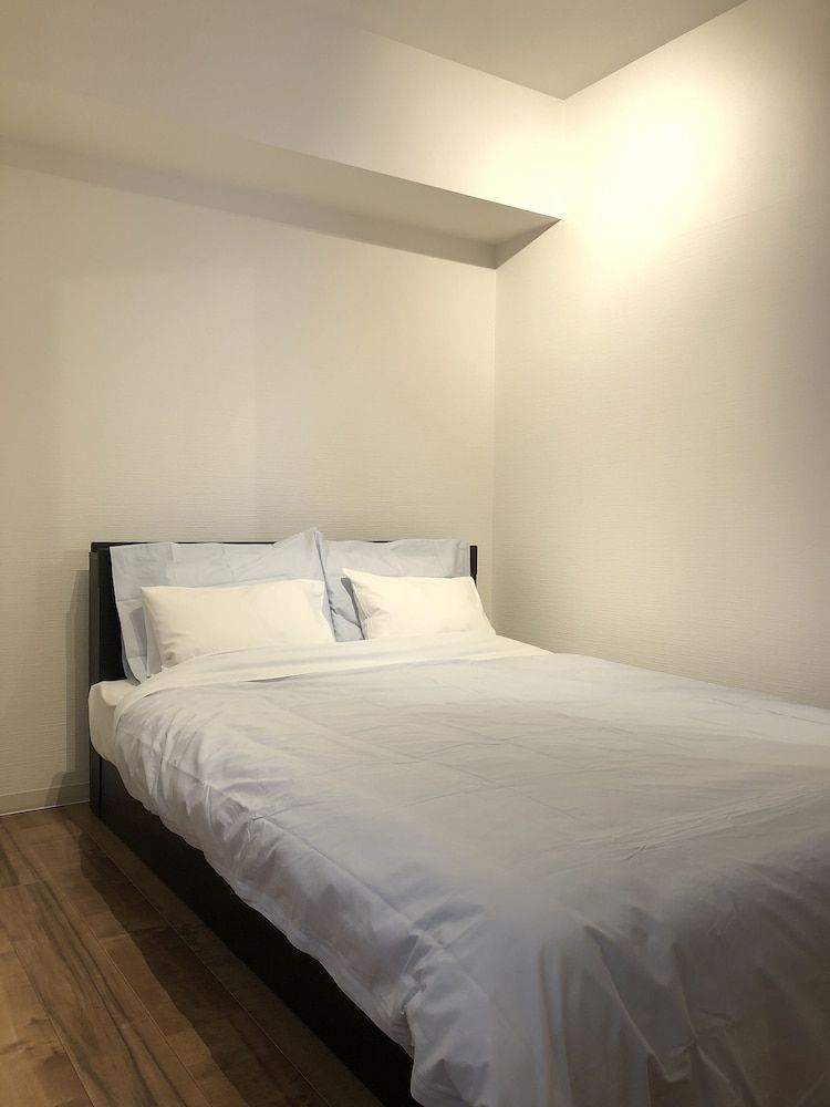 undefined Sun Court South 4 9