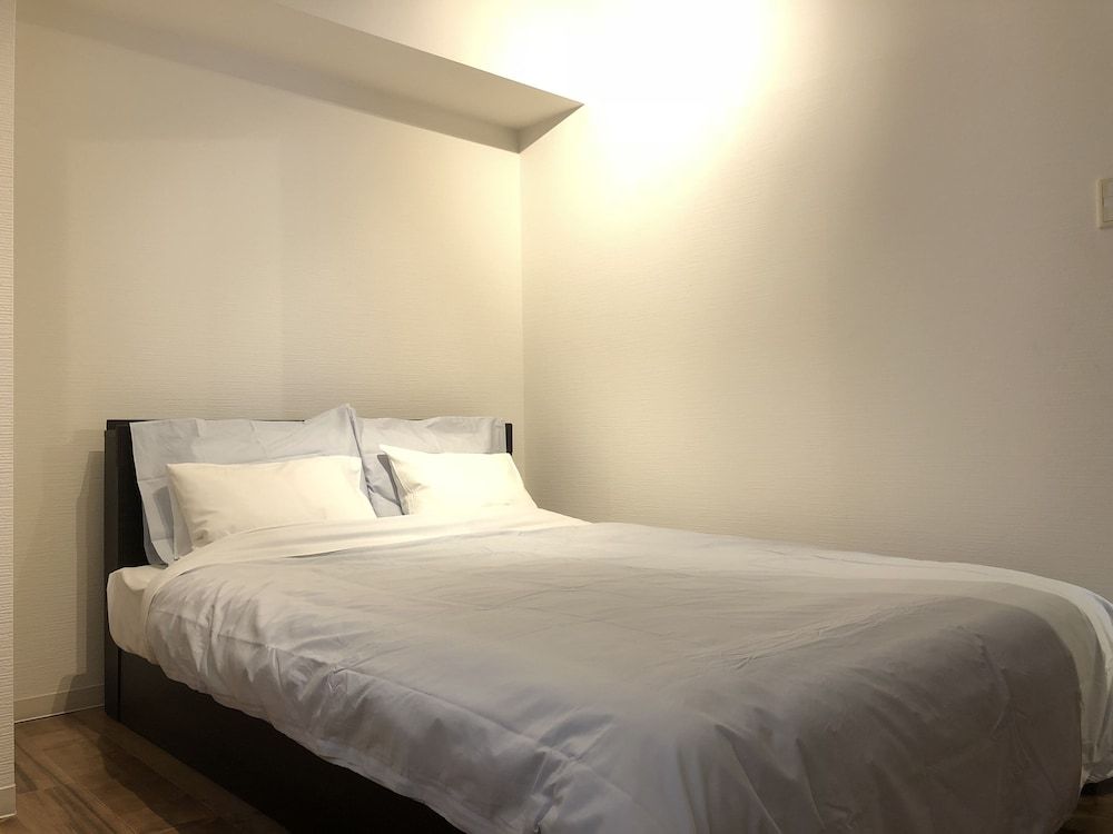 undefined Sun Court South 4 8