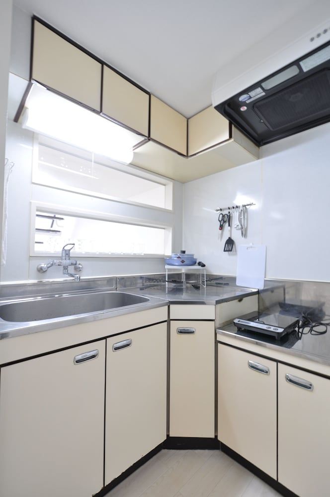 undefined AMS Hiragishi 11 502 3