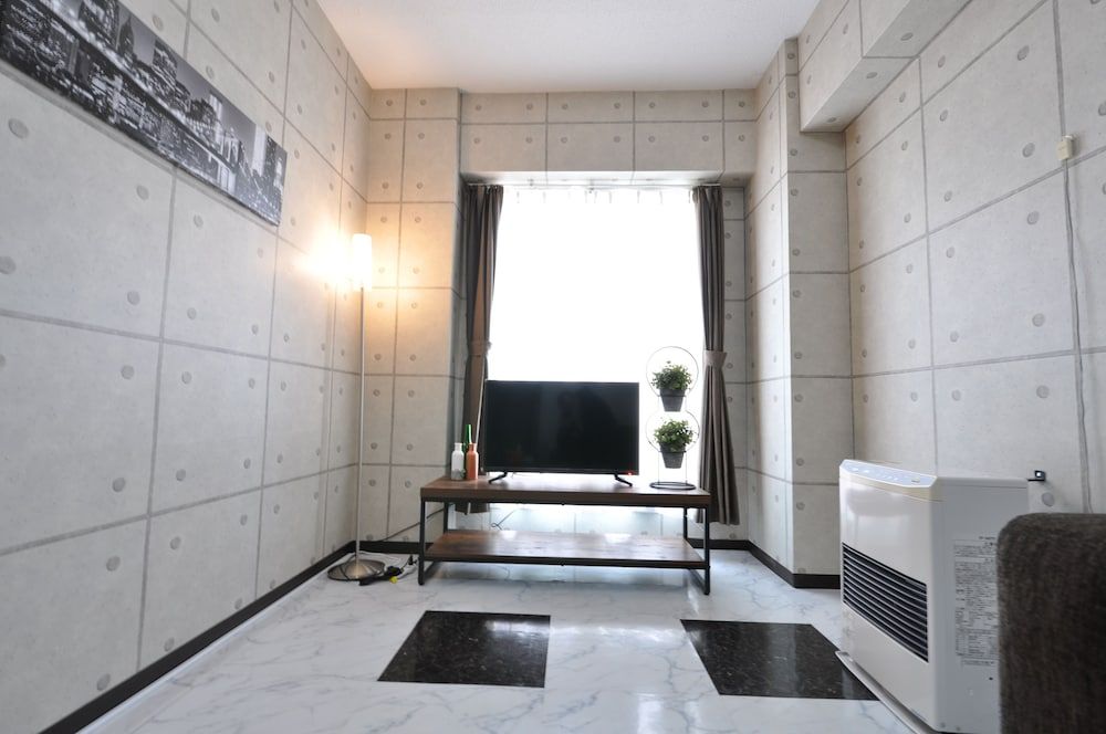 undefined AMS Hiragishi 11 502 7