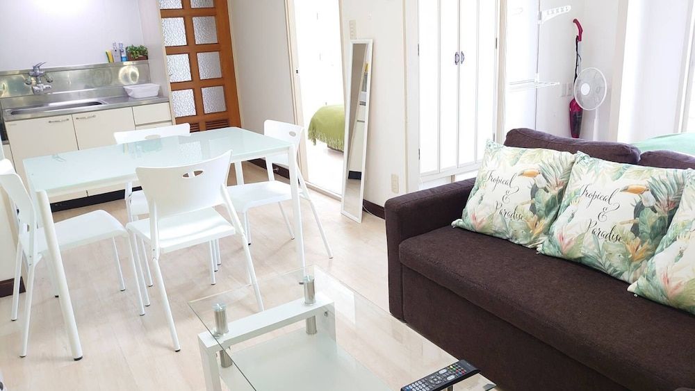 Hokusei Building 6F 3 Bedrooms Apartment 10