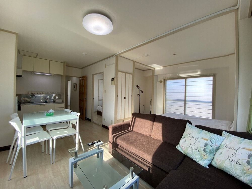 Hokusei Building 6F 3 Bedrooms Apartment 11