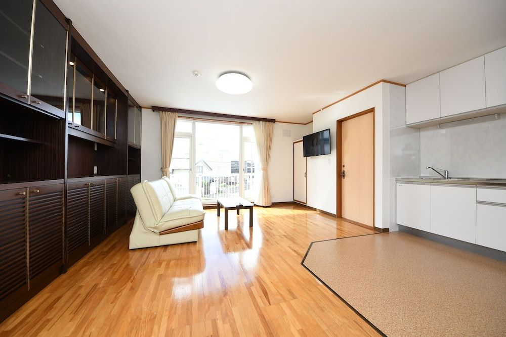 undefined Kikusui House 9