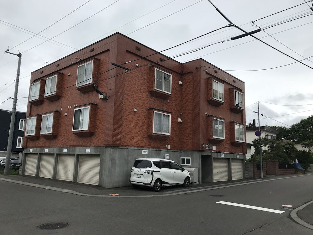 undefined Tanifuji B room 5