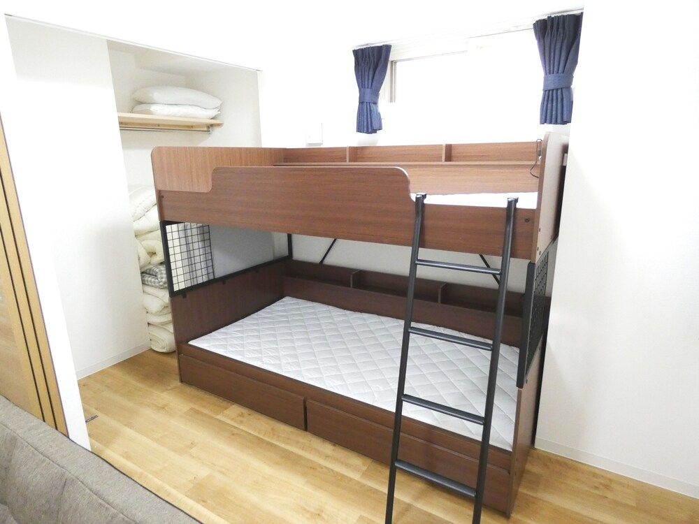 undefined Alpha Square Minami 6 jo 501 2